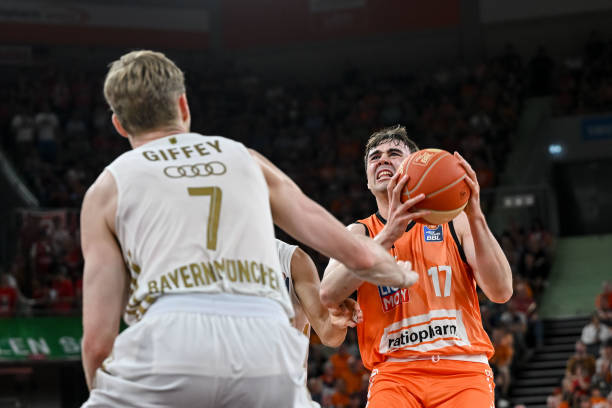 竞争越来越 竞争越来越