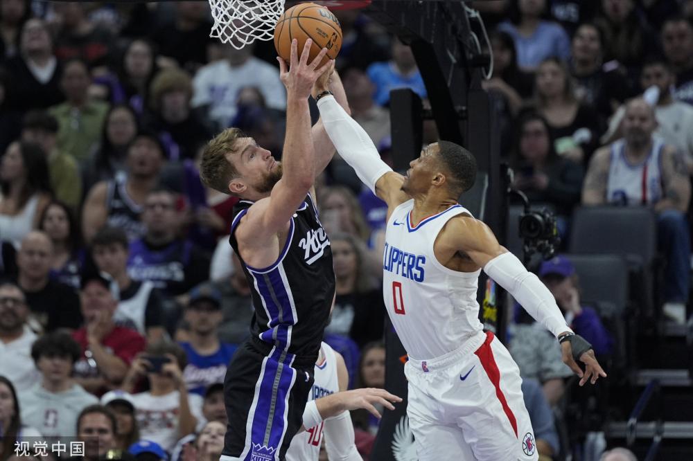 在足球这一 在足球这一